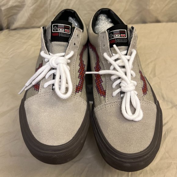 Vans Nintendo Game Over Sneakers - Picture 4 of 8